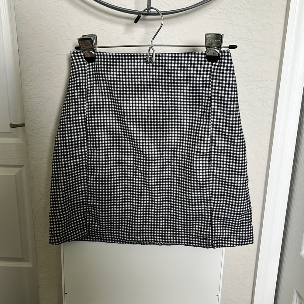 brandy melville skirt